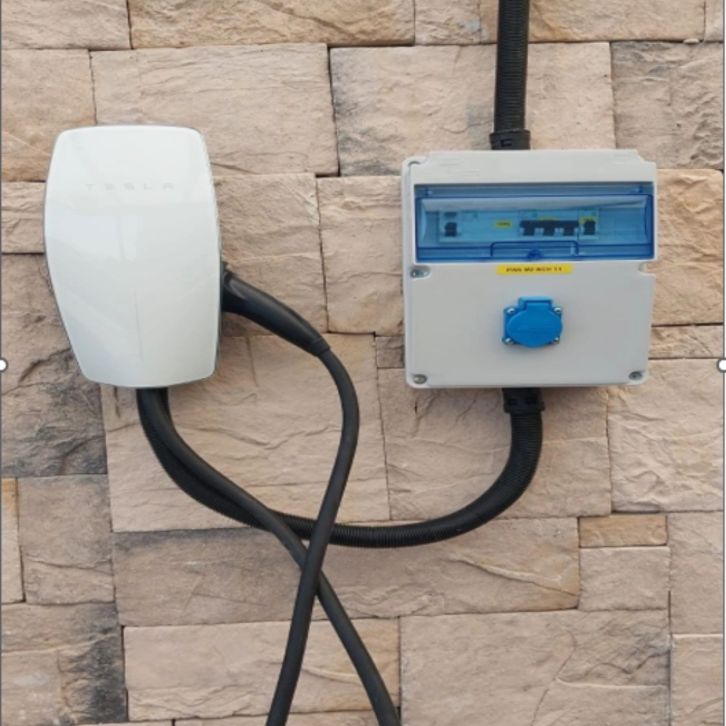 gunes enerjisiyle elektrikli arac sarj etmek